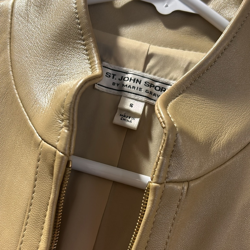 St John Sport leather jacket by Marie Gray - Picture 5 of 6